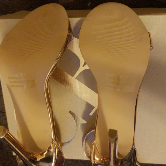 Shoes - Picture 2 of 2